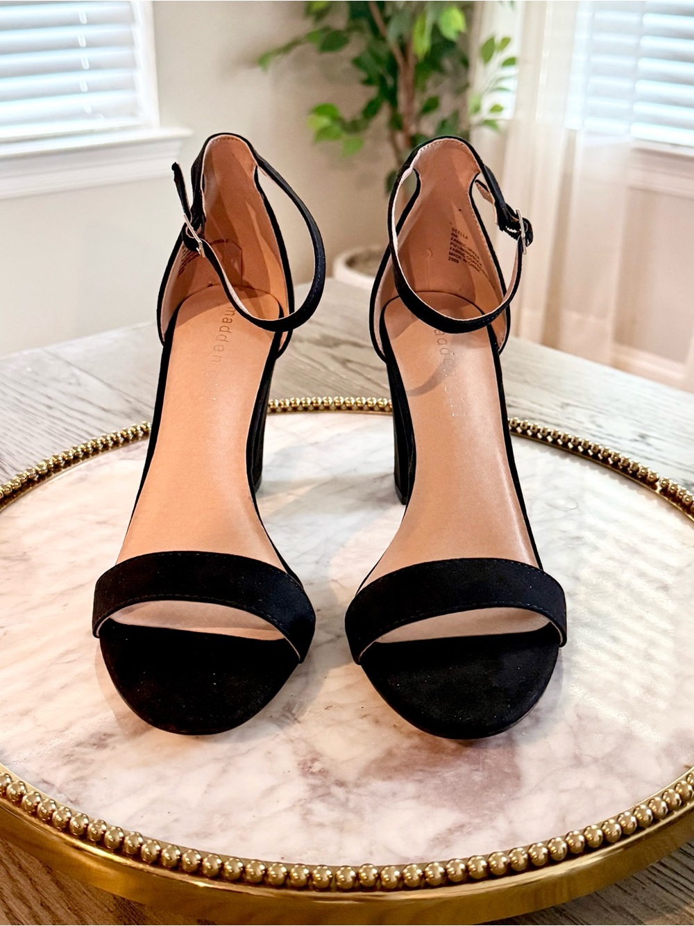 Madden Girl Beella Black Suede Block Heel Sandals | Sz. 8 (NWB) - Picture 3 of 7